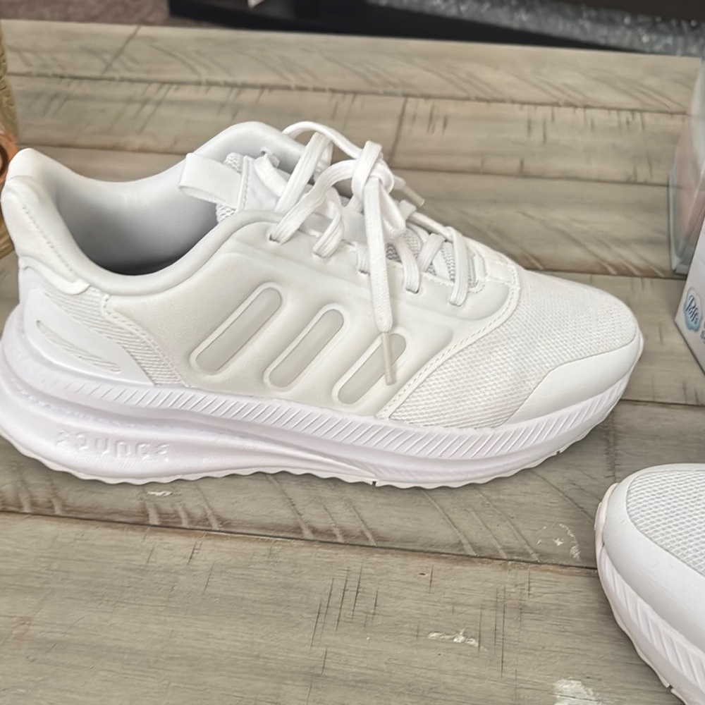 Adidas White Sneakers Mesh Comfort